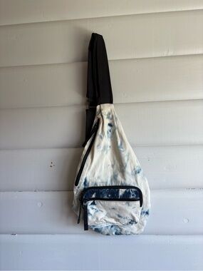 Original Use Tie Dye Sling Crossbody Bag Backpack Blue Black